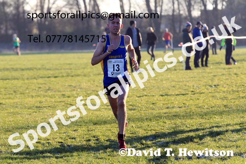 Senior mens 2022 North Eastern Cross Country Champs., Temple Park, South Shields.  Photo: David T. Hewitson/Sports for All Pics